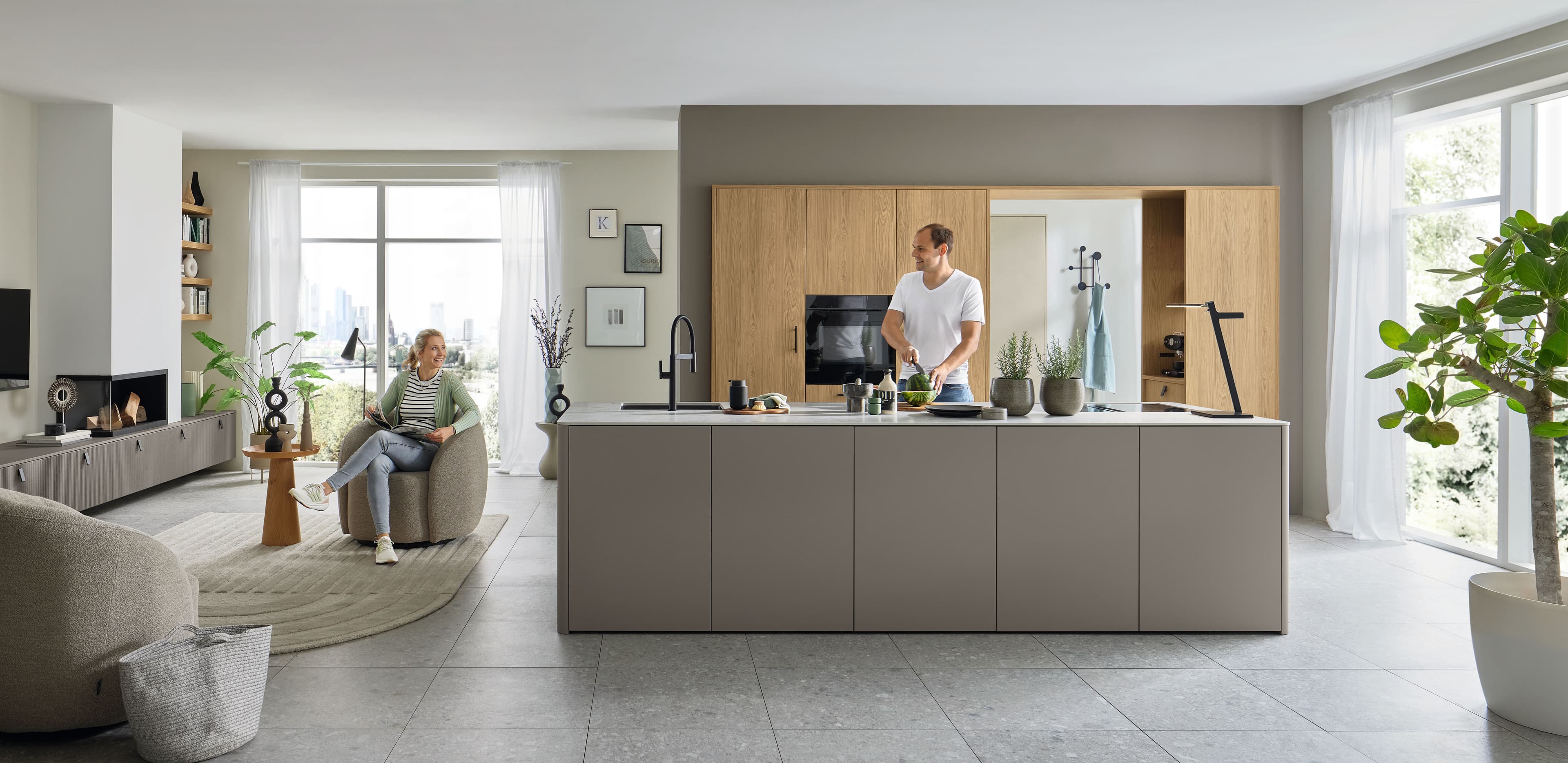 nolte neo Architektur-Setup mit Arte-S Mattlack und Talea Holz-Optik
